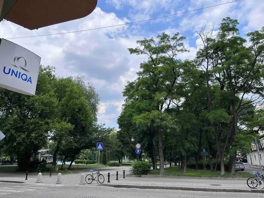 7Mins City Garden And Center+P Φιλιππούπολη 0*,  Βουλγαρία